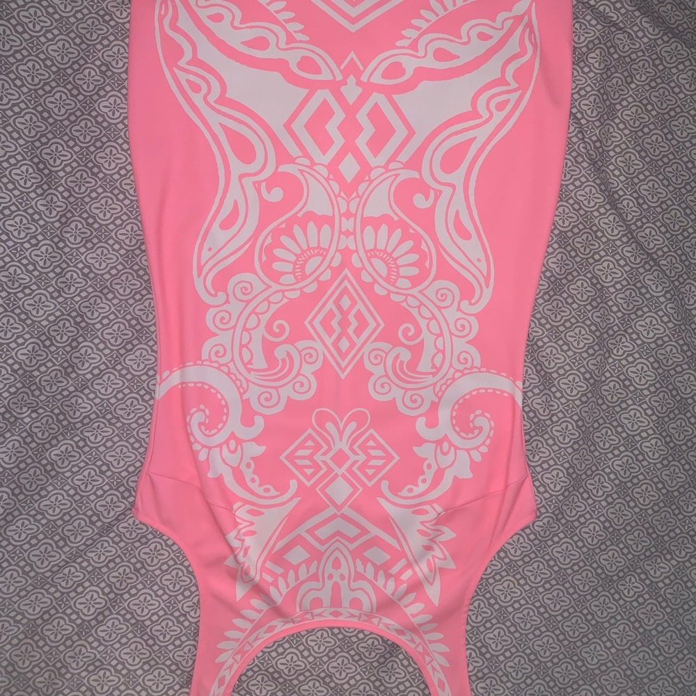 💖💖 Body Con Dress💖💖 - Picture 2 of 7
